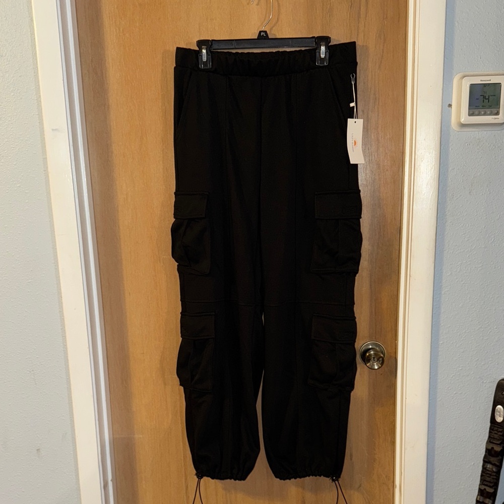 NWT Lazy Sunday Cargo Jogger Pants